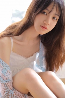 花蒂被吸得异常肿大
